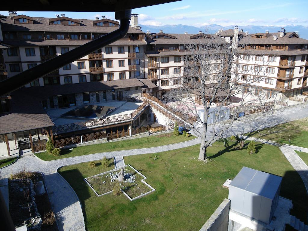 Neon Gondola Lift Apartments Bansko Exterior foto